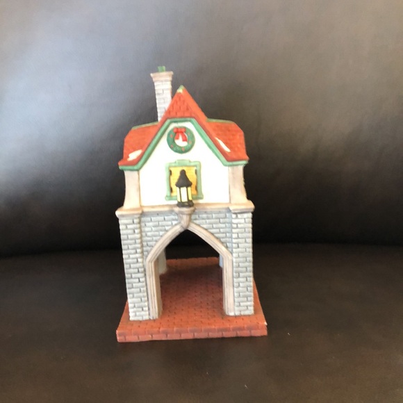 NIB Dept.56 Gate House Heritage Village - Picture 4 of 8